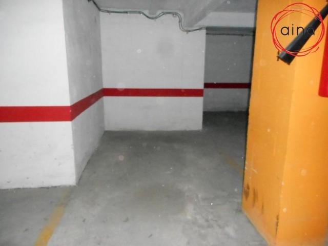 Garaje en alquiler en Pamplona, San Juan photo 0