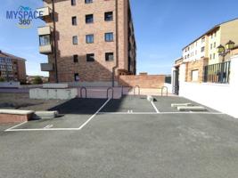 Garaje en alquiler en Ávila, Hervencias photo 0