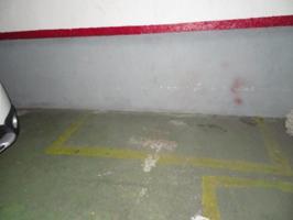 Parking en alquiler en Barcelona, Sant Antoni photo 0
