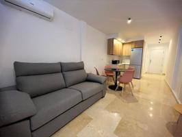 Apartamento en alquiler en Benidorm, Centro photo 0