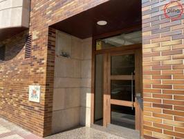 Garaje en alquiler en Barañáin, Barañain Lago photo 0