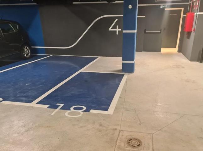 Garaje en alquiler en Madrid, Madrid capital photo 0