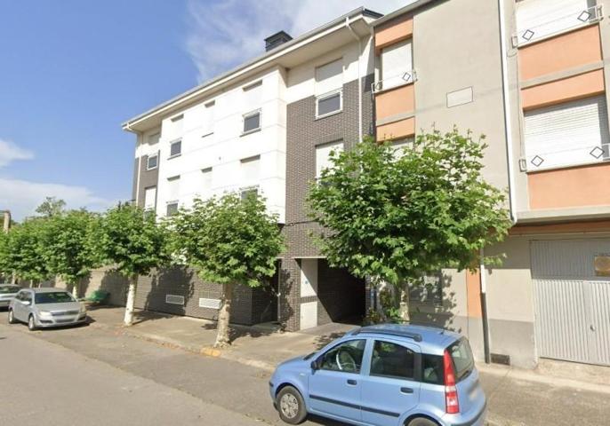 Parking en alquiler en Ponferrada, Flores de Sil photo 0