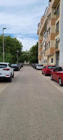 Garaje en alquiler en Almansa, Avda. de ayora photo 0