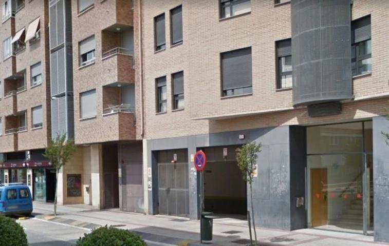 Garaje en alquiler en Ansoáin - Antsoain, Hermanos Noain photo 0