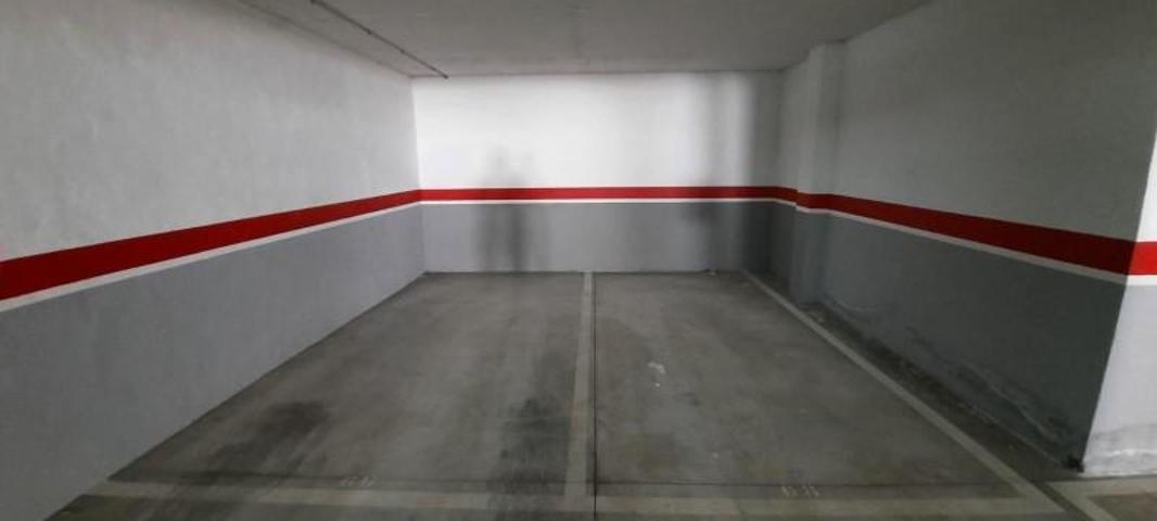 Garaje en alquiler en Alovera, Alovera photo 0