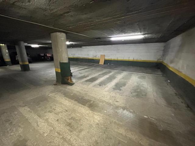 Parking en alquiler en Ponferrada, Centro photo 0