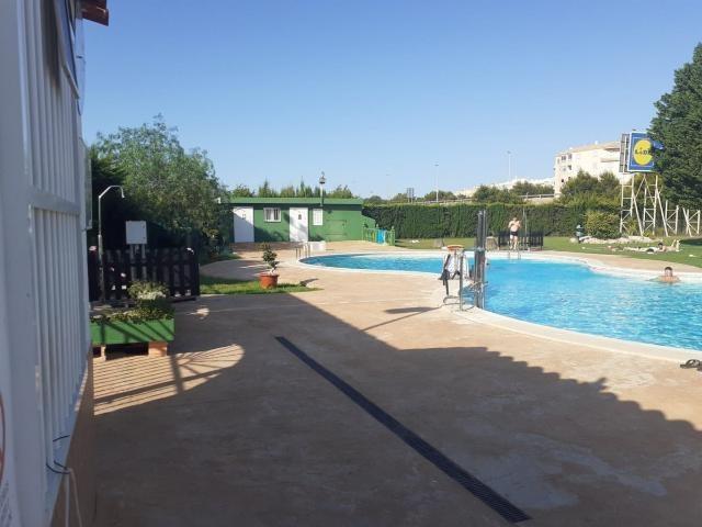 Bungalow en alquiler en Torrevieja, Parque las naciones photo 0