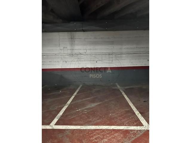 Garaje en alquiler en Pamplona photo 0