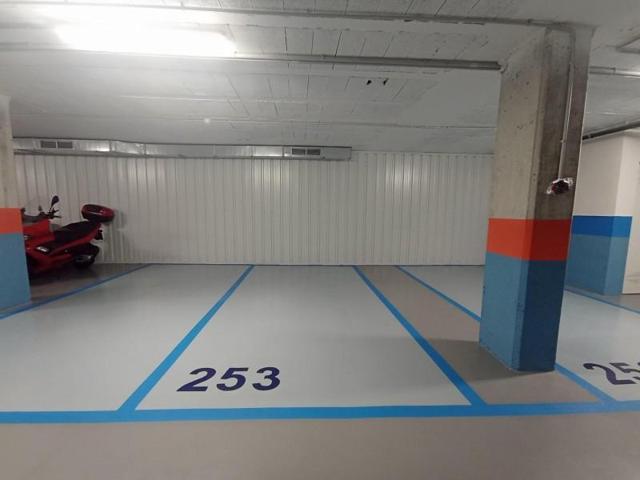 Garaje en alquiler en Vilagarcía de Arousa, Playa photo 0