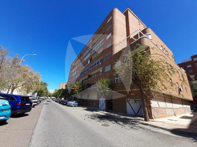 Parking en alquiler en Badajoz, Valdepasillas photo 0