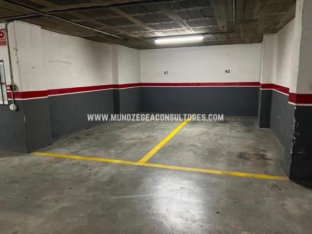 Parking en alquiler en Lucena, Calle Juan Jiménez Cuenca, 14900 photo 0