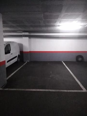 Garaje en alquiler en Badajoz, María Auxiliadora photo 0