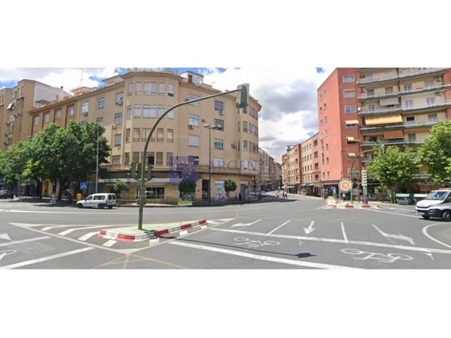 Garaje en alquiler en Cáceres photo 0