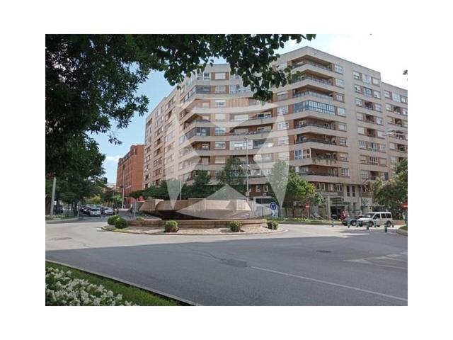 Parking en alquiler en Badajoz photo 0