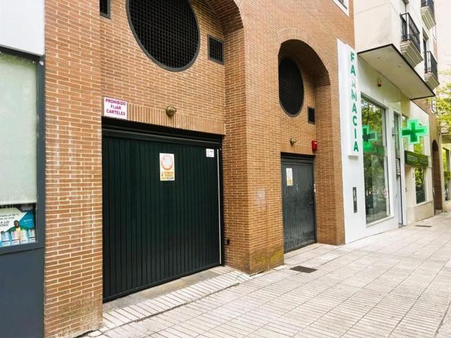 Garaje en alquiler en Badajoz, Antonio Dominguez photo 0