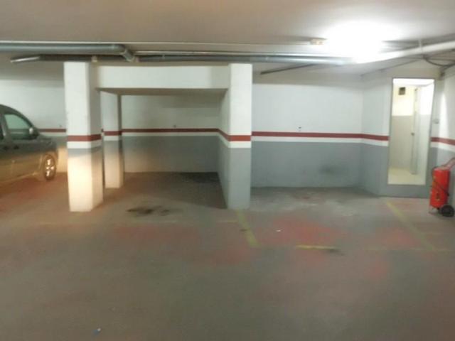 Parking en alquiler en Mataró, Eixample photo 0