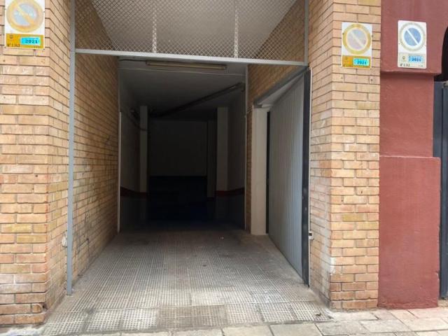 Garaje en alquiler en Alicante, Carolinas altas photo 0