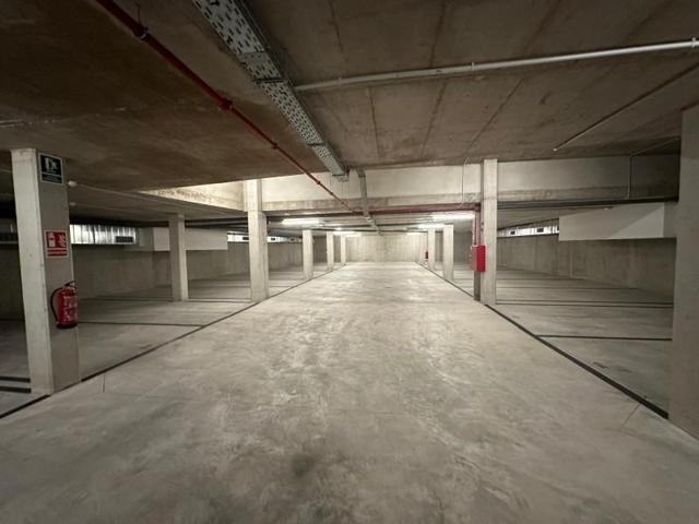 Parking en alquiler en Cornellà de Llobregat, Centre photo 0