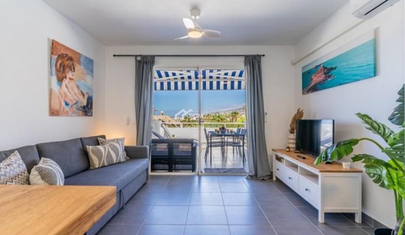 Piso en alquiler en Adeje photo 0