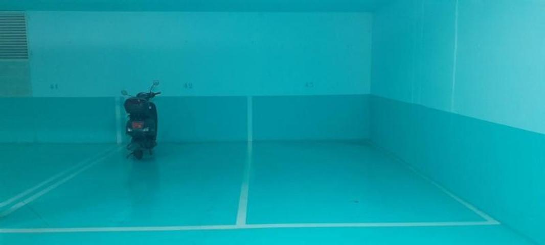 Parking en alquiler en Granada, Parque Lagos photo 0