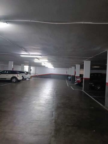 Garaje en alquiler en Barcelona photo 0