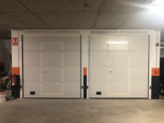 Garaje en alquiler en Tomares, Centro photo 0