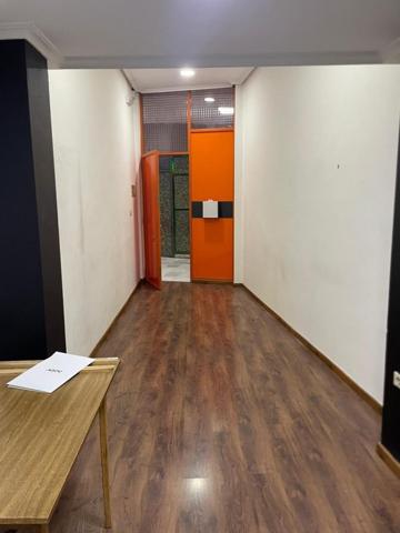 Local comercial en alquiler en Ourense, Centro photo 0