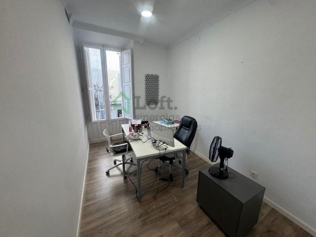 Oficina en alquiler en Badajoz photo 0