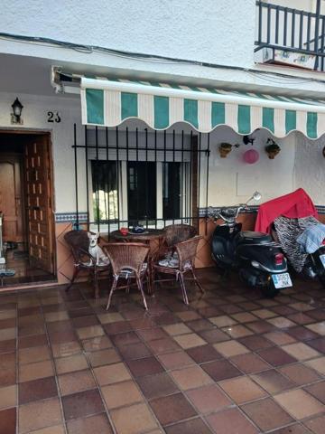 Chalet en alquiler en Torremolinos, Montemar bajo photo 0