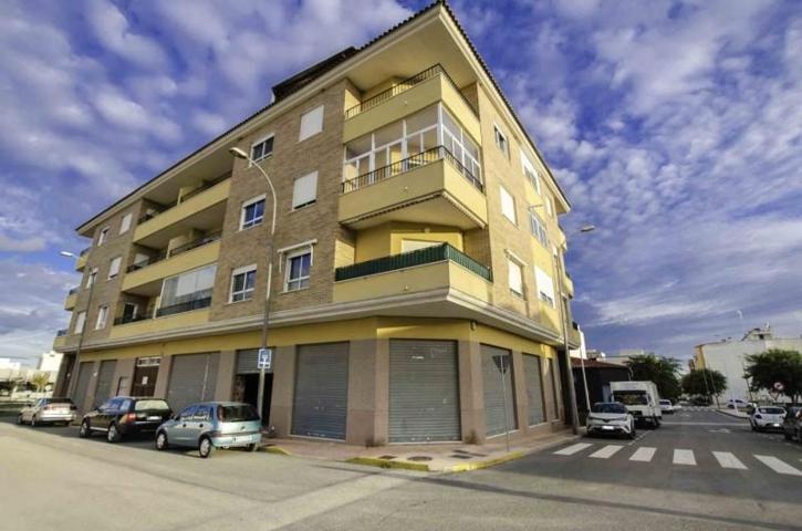 Local comercial en alquiler en Albatera, VICENTE ALEIXANDRE Y LOPE DE VEGA photo 0