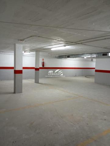 Local comercial en alquiler en Lucena, Calle Juego de Pelota, 14900 photo 0