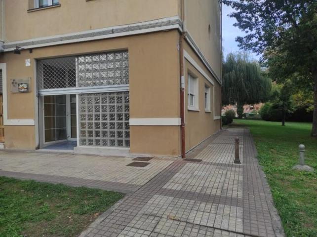 Local comercial en alquiler en Gueñes, Güeñes photo 0