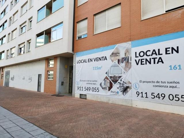 Local comercial en alquiler en Ponferrada, La rosaleda photo 0