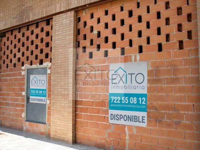 Local comercial en alquiler en Benifaió photo 0