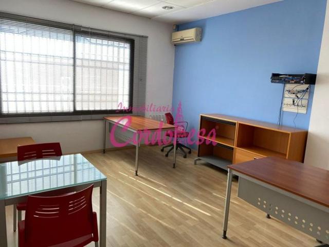 Oficina en alquiler en Córdoba, Las Quemadas photo 0