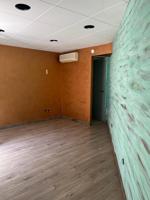 Local comercial en alquiler en Manresa, Casc Antic photo 0