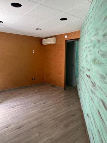 Local comercial en alquiler en Manresa, Casc Antic photo 0