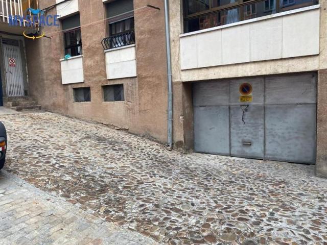 Garaje en alquiler en Ávila, Sur photo 0