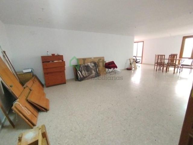 Oficina en alquiler en Badajoz photo 0