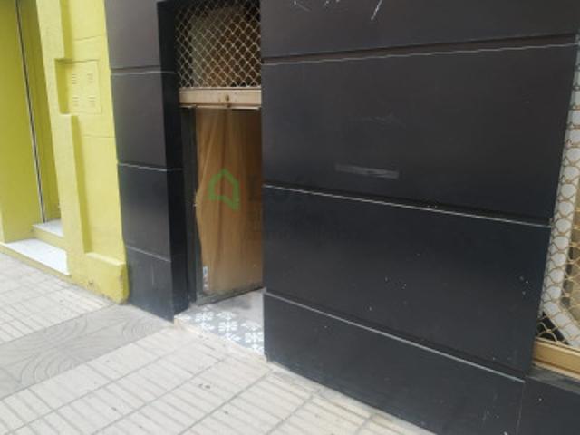 Local comercial en alquiler en Badajoz photo 0