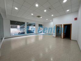 Local comercial en alquiler en la Sènia photo 0