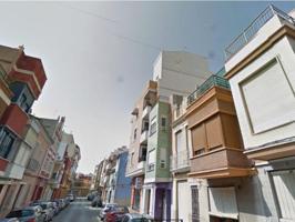 Local comercial en alquiler en Alzira, J.Pau photo 0