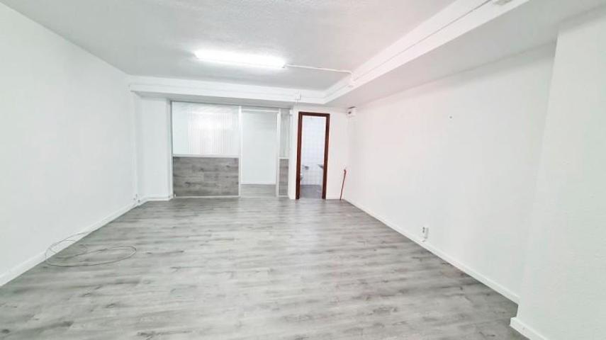 Local comercial en alquiler en Elda, Pablo iglesias photo 0