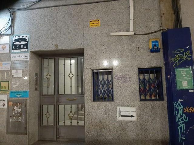 Local comercial en alquiler en Cáceres, CANOVAS photo 0