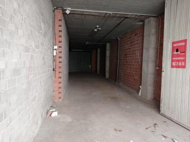 Local comercial en alquiler en Lugo, Montirón photo 0