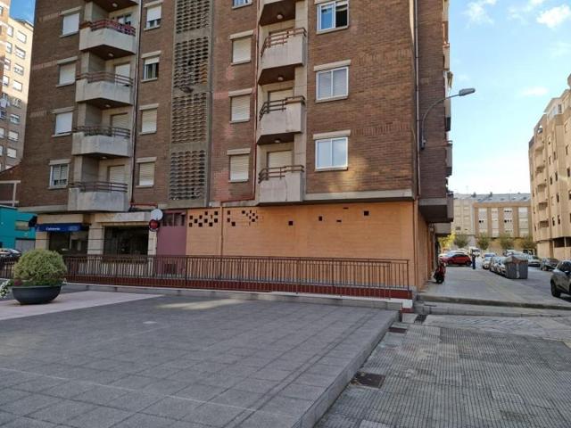 Local comercial en alquiler en Ponferrada, Alta photo 0