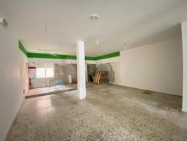 Local comercial en alquiler en Toral de los Vados, Centro photo 0