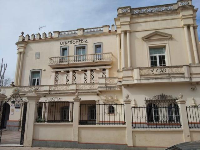 Oficina en alquiler en Badajoz photo 0