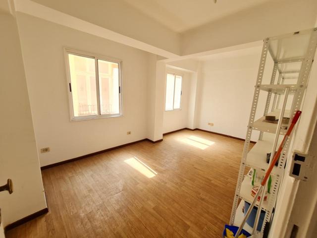 Oficina en alquiler en Santa Cruz de Tenerife, Calle Bethencourt Alfonso, 38001 photo 0